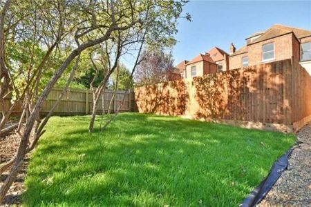 Dartmouth Road, Nw, London, NW2 - Photo 4