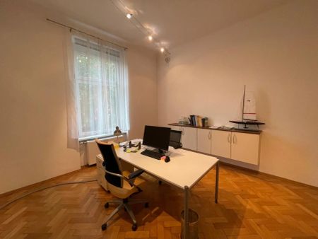 FAMILIENHIT - WOHNEN in stilvoller, zentral gelegener VILLA - Photo 4