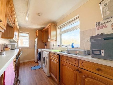 Mill Lane, Crowborough - Photo 4