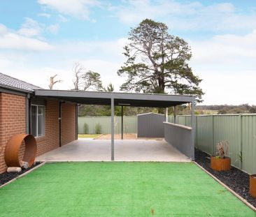 5 Kateesha Court, Campbells Creek. - Photo 1