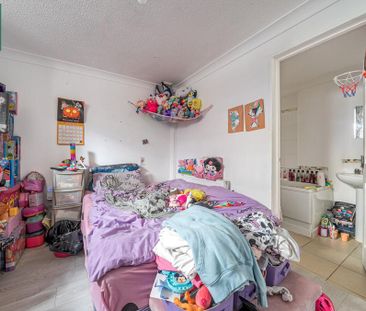 2 bedroom maisonette to rent - Photo 3