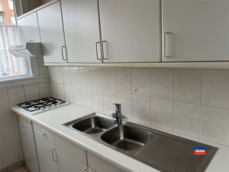 Goed gelegen appartement met 2 slaapkamers, terras en berging - Foto 2