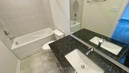 Townhouse For Lease | W8105478 - Photo 2