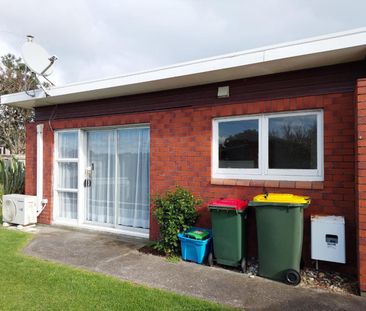 Two Bedroom Brick Unit in Merrilands - Photo 6