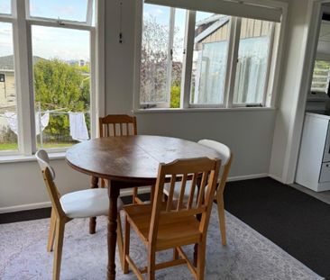 Spacious 3-bedroom home in a quite Milford crescent - Photo 4