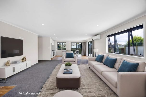 Modern and Low Maintenance - Photo 1