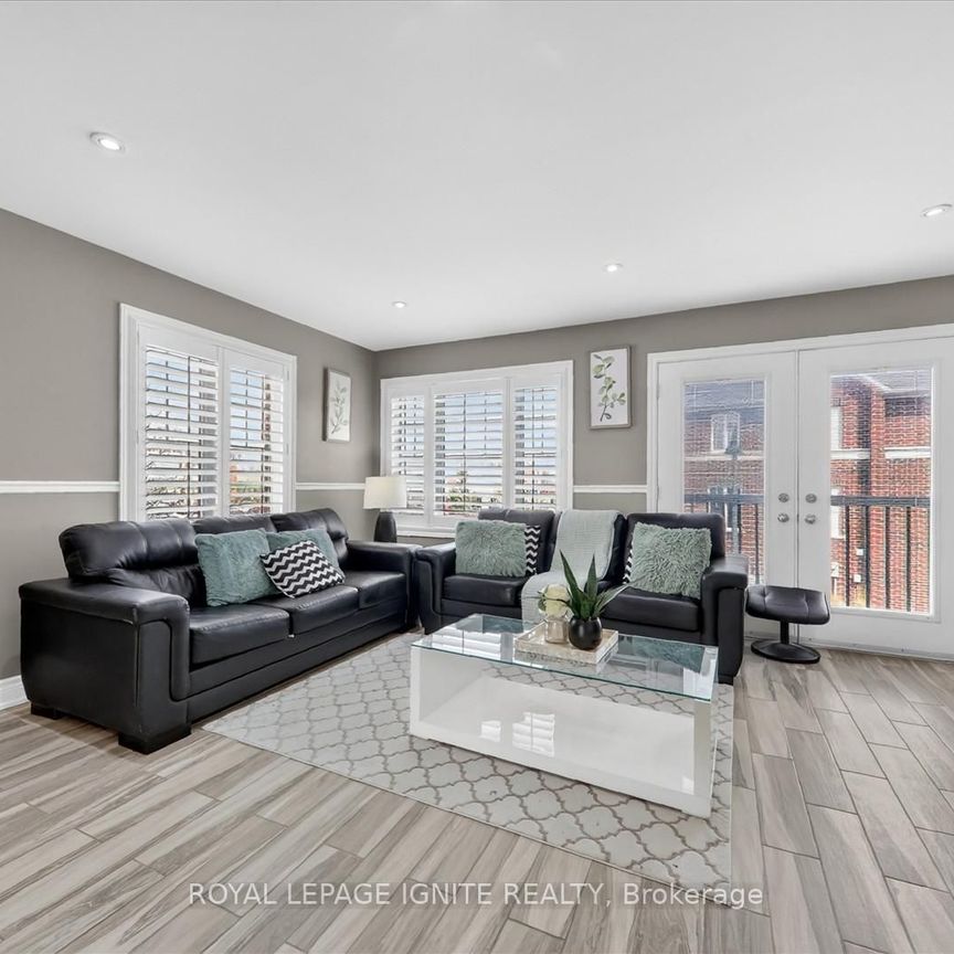 For Lease - 571 Longworth Avenue Unit# 27, Clarington, Ontario - Photo 1