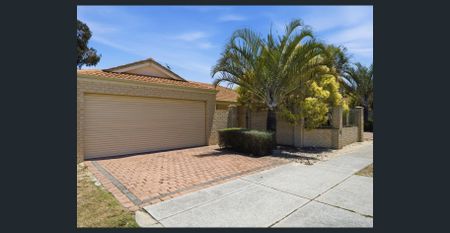 Charming Townhouse in Osborne Park - Photo 3