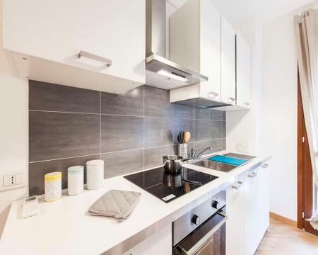 Via Privata San Martiniano, Milan, Lombardy 20139 - Photo 5