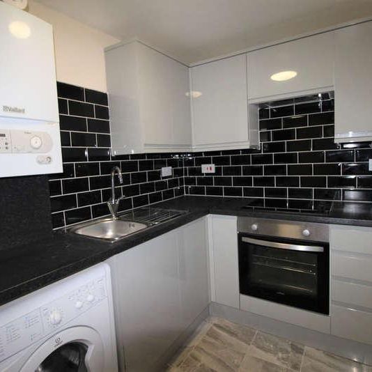 Clifford Road, London, SE25 - Photo 1