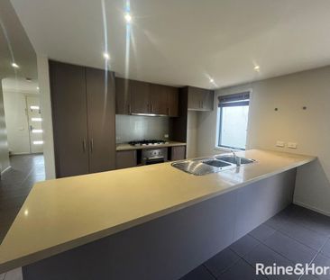3 Bedroom Plus Study close to Town Centre - Photo 5