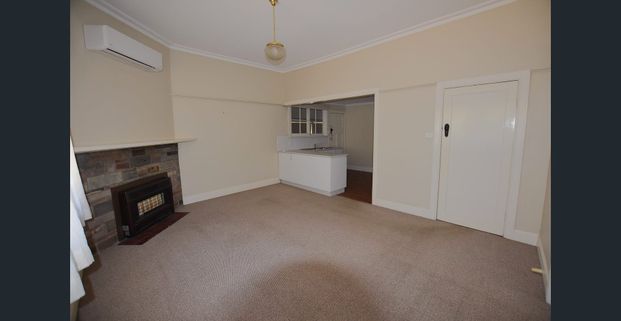 RENTERS WANTED... - Photo 1