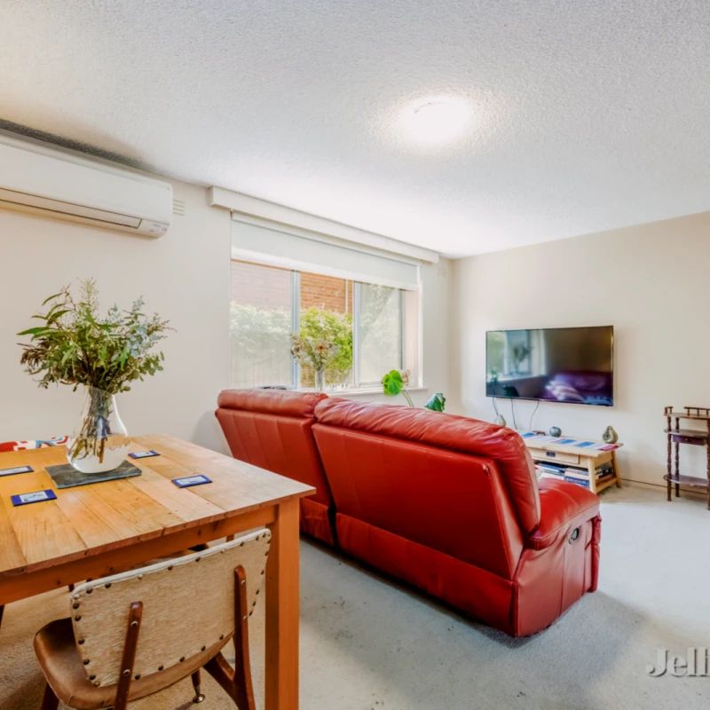2 Bed, 1 Bath - Photo 1