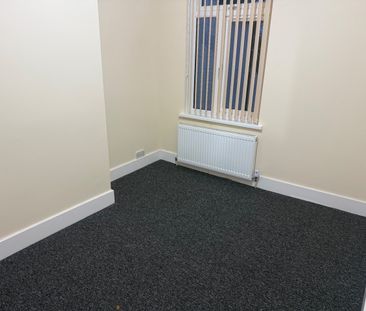 3 Bed Terraced House, Knighton Lane, LE2 - Photo 4