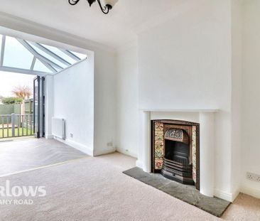 3 bedroom semi-detached house to rent - Photo 2