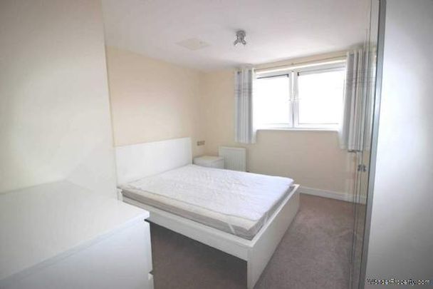 3 bedroom property to rent in London - Photo 1