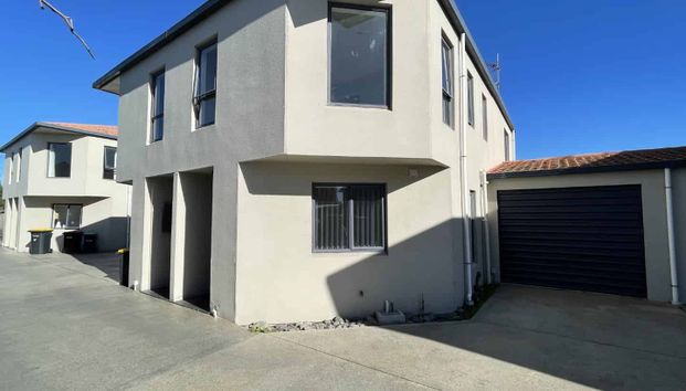 Great Location - Photo 1