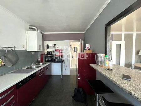 Location Appartement 4 pièces 72m² - Photo 4