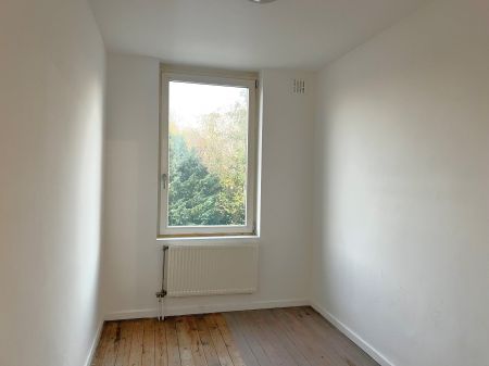 Woning met 3 slaapkamers en grote koer. - Foto 4