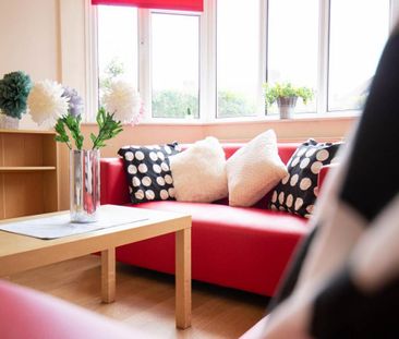 1 bedroom in a house share to rent - Photo 5