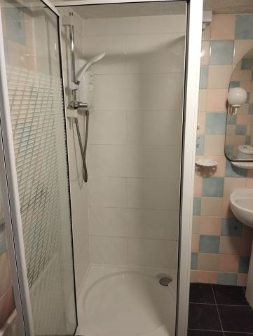 Room in a Shared House, St. Georges Road, IG1 - Photo 4