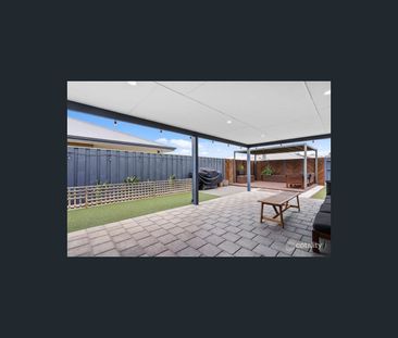 15 Glider St, Ellenbrook, WA 6069 - Photo 6