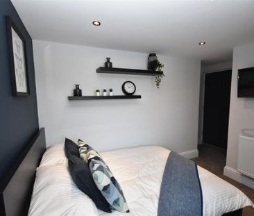 1 bedroom in a house share to rent - Photo 6