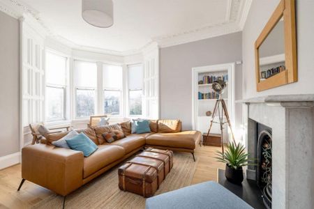 3 bedroom flat to rent - Photo 5