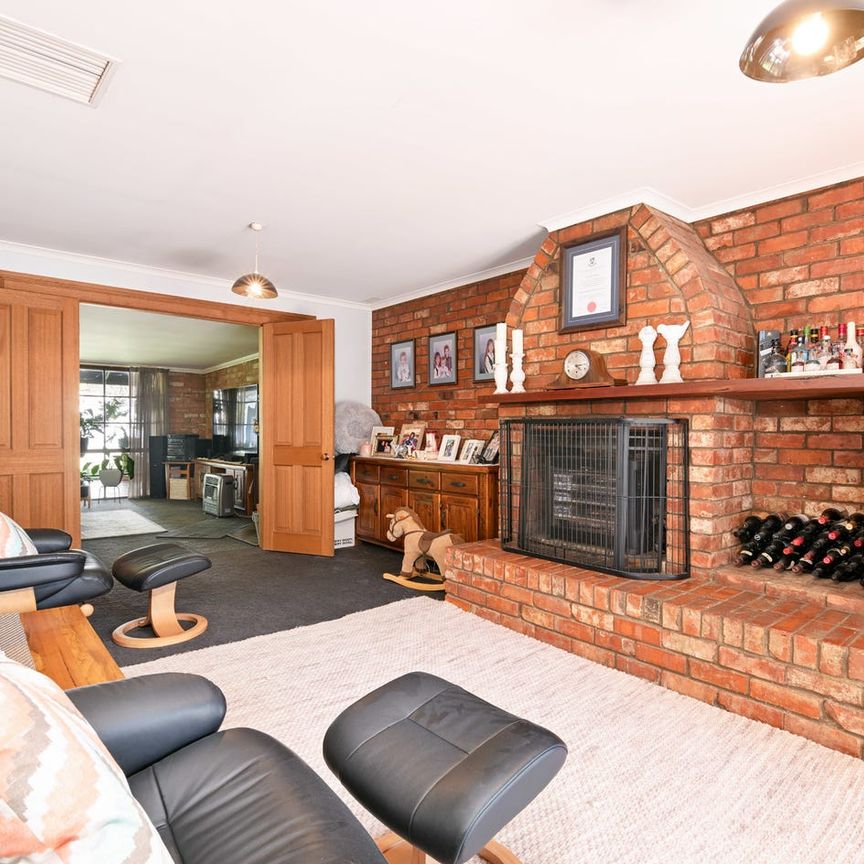 Modern comforts and tranquil living. - Photo 1