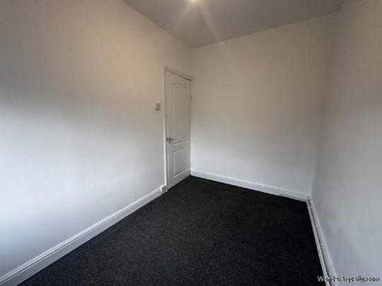 2 bedroom property to rent in Grimsby - Photo 1