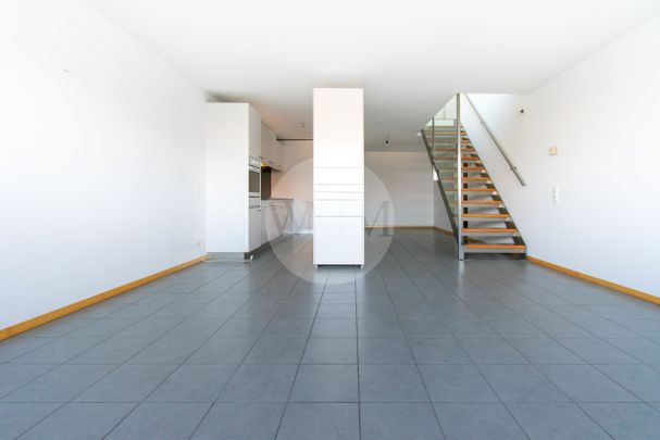 SPACIOUS 5.5-ROOM DUPLEX WITH PANORAMIC VIEW - Photo 1