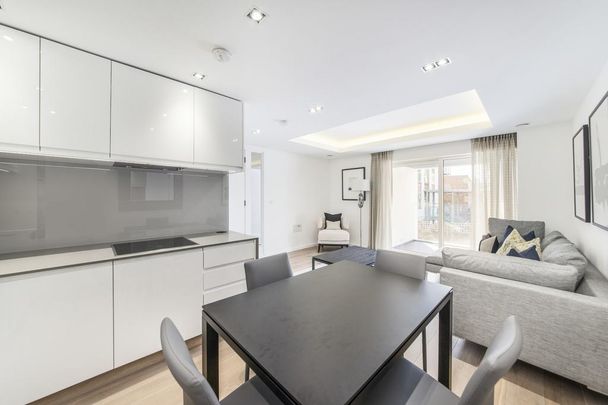 2 bedroom flat to rent - Photo 1