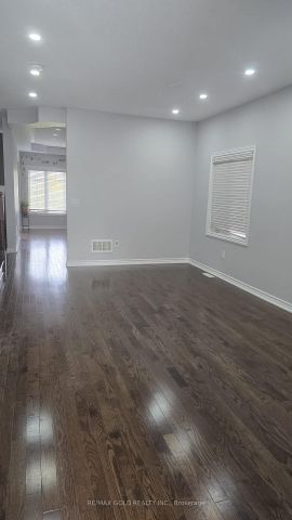 For Lease - 34 Leadership Drive, Brampton, Ontario - Photo 2