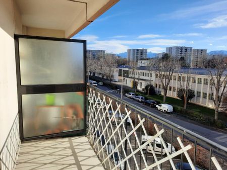 Location Appartement 2 pièces 57m² ANNEMASSE 74100 - Photo 3