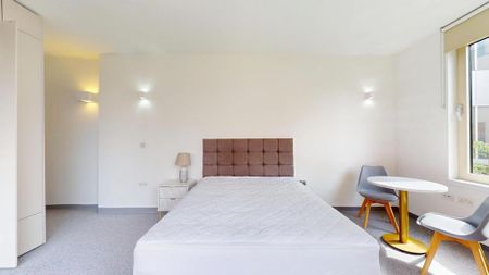 Studio to rent - Photo 4