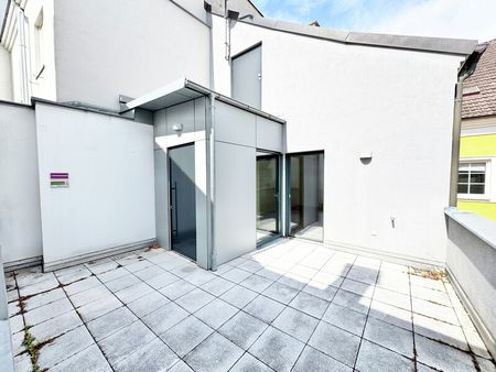 TOPLAGE NÄHE RATHHAUS | OPTIMAL AUFGETEILTE 4 ZIMMER MIT TERRASSE | SCHAUMANNSTRASSE - Foto 4
