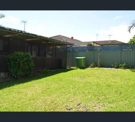 6 Cara Street, Killarney Vale, NSW 2261 - Photo 5