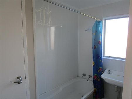 Flaxmere Avenue, Flaxmere - Photo 3