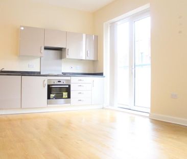 1 bedroom flat to rent - Photo 2