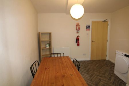 4 bedroom house to rent - Photo 5