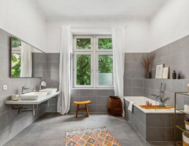 Schöne großzügige Altbauwohnung im Herzen von München - Foto 1