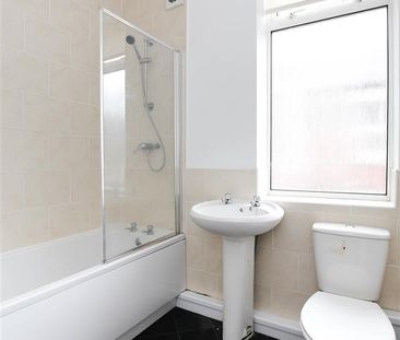 3 bed flat to rent in Wingrove Avenue, Fenham, NE4 - Photo 5