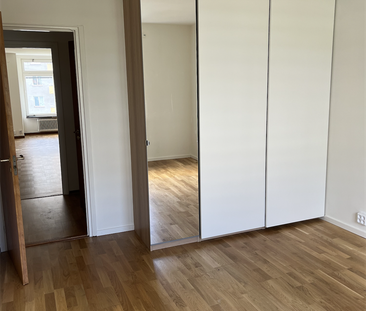 Ängkärrsgatan 3:a med balkong - Foto 2