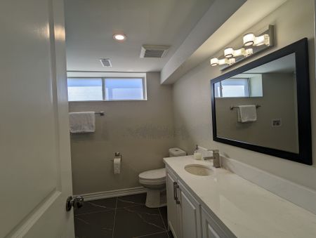 For Lease - 240 Wellesworth Drive Unit# #Lower, Toronto, Ontario - Photo 5