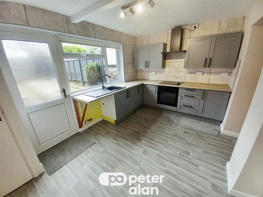 Oak Street, ABERDARE - Photo 1