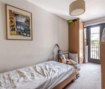 The Chilterns, Gloucester Green, OX1 - Photo 3