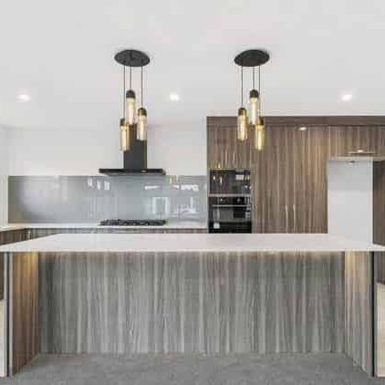 A home that blends comfort and convenience. - Photo 1