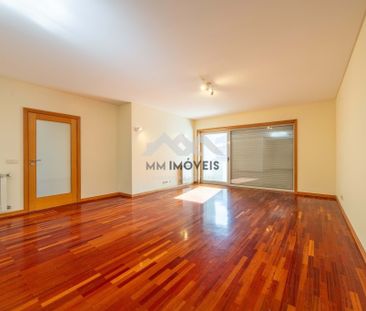 Apartamento T4 em Porto - Photo 1