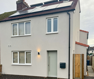 Birdwood Road Room 5 - Photo 1