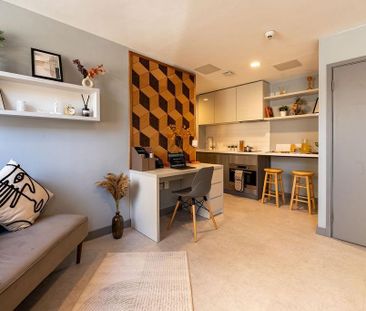 Studio to rent - Photo 2